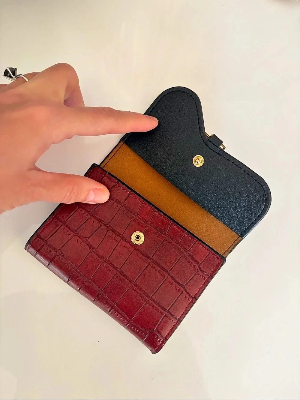 D Embossed Logo Wallet in Burgundy Red gold Logo textured